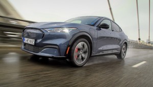 Ford Mustang Mach-E - dla tych, co nie lubią Tesli