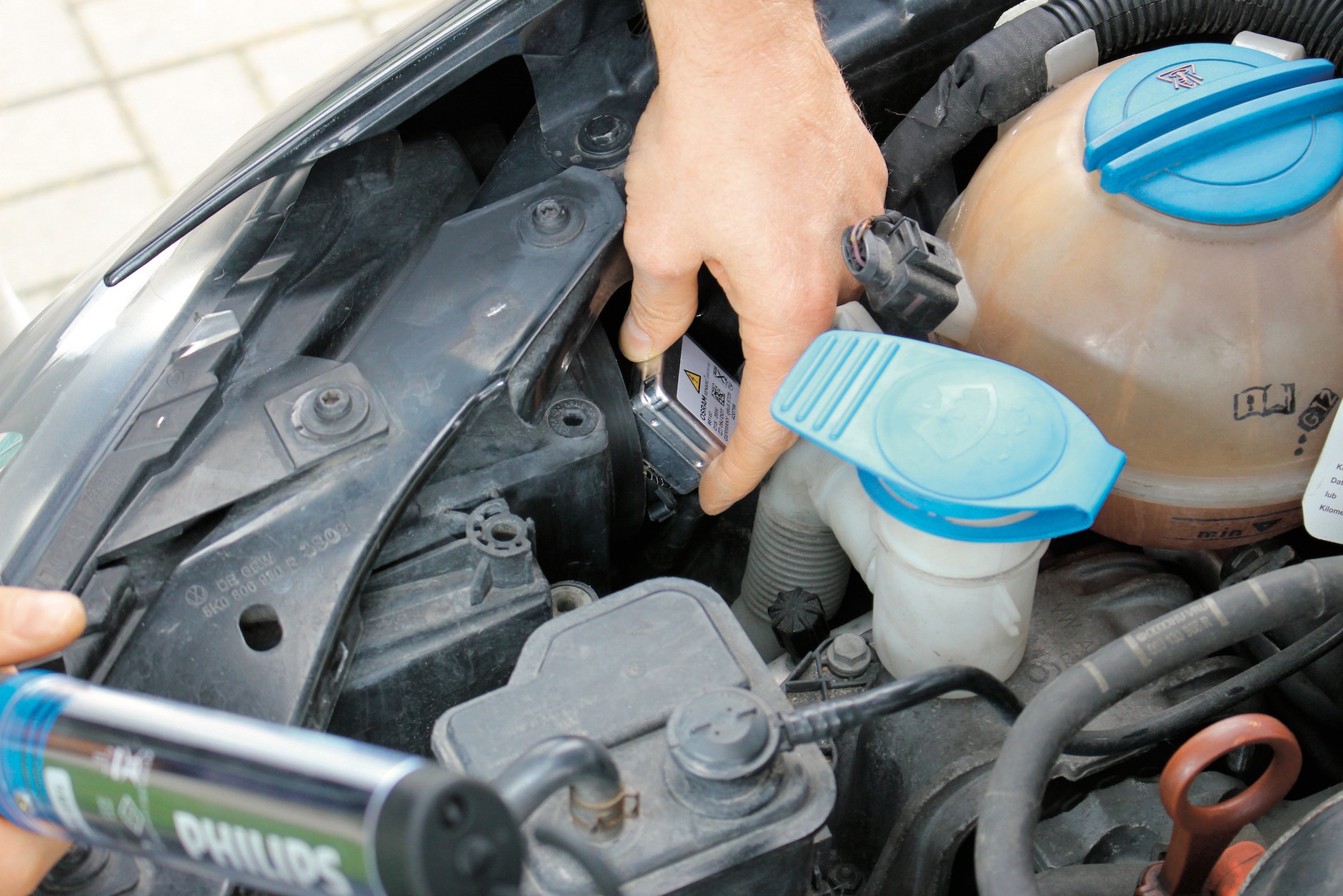 Samodzielna wymiana palnika ksenonowego