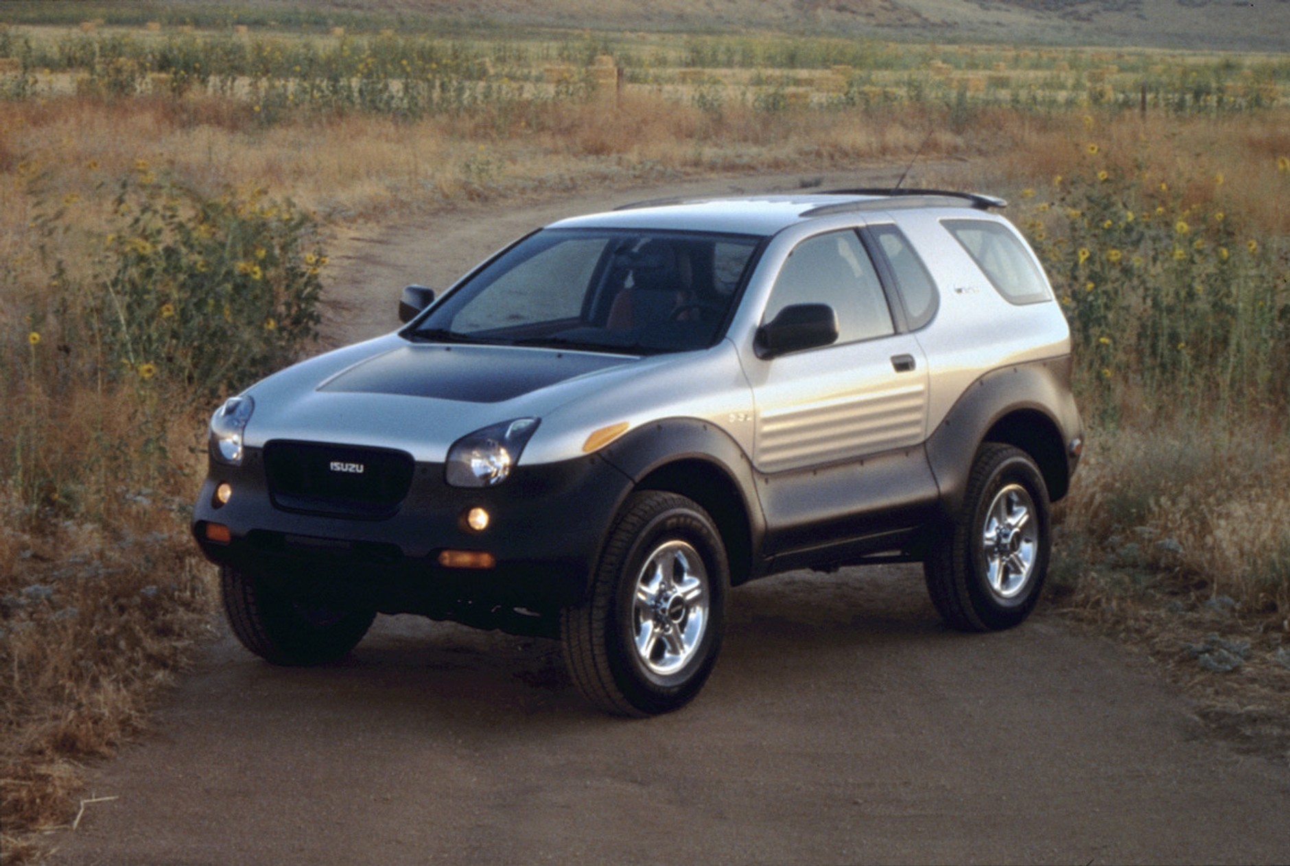 Isuzu Vehicross 1999