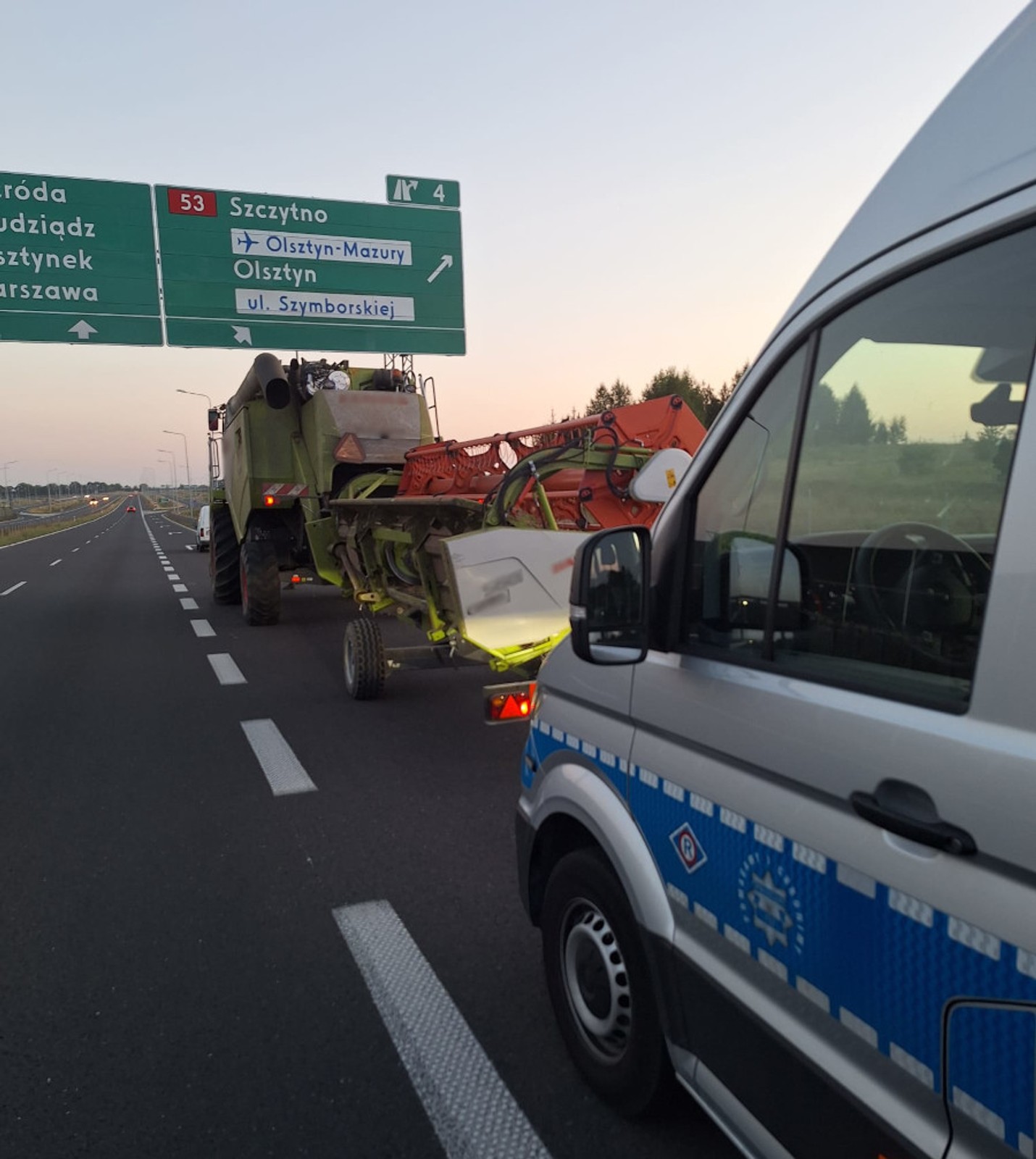 Kombajn na ekspresówce