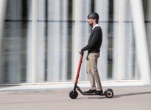 Straż miejska z nowymi uprawnieniami - mandaty za prędkość na hulajnodze elektrycznej