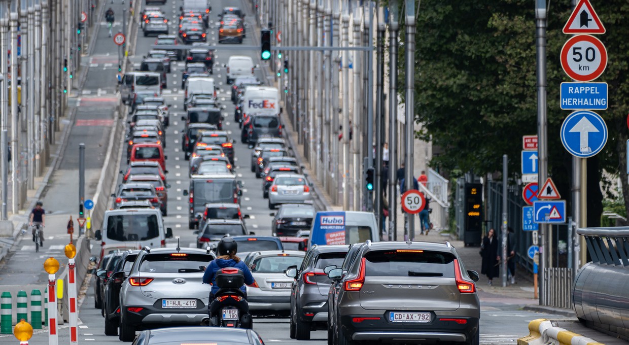 W Brukseli diesle miały być tylko z normą euro 6. Ale coś poszło nie tak