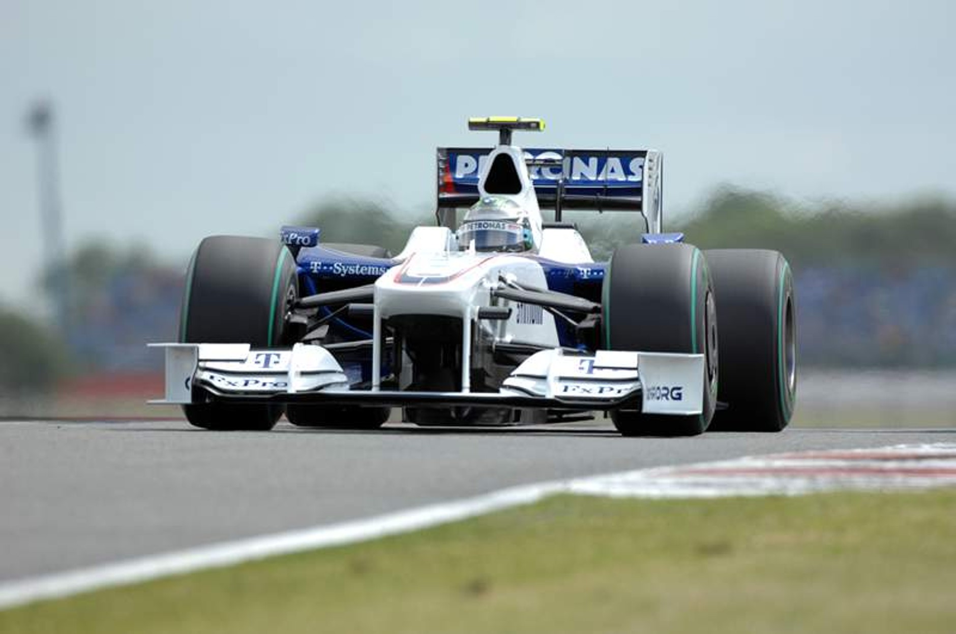 Grand Prix Wielkiej Brytanii 2009: trzeci triumf Vettela (fotogaleria)