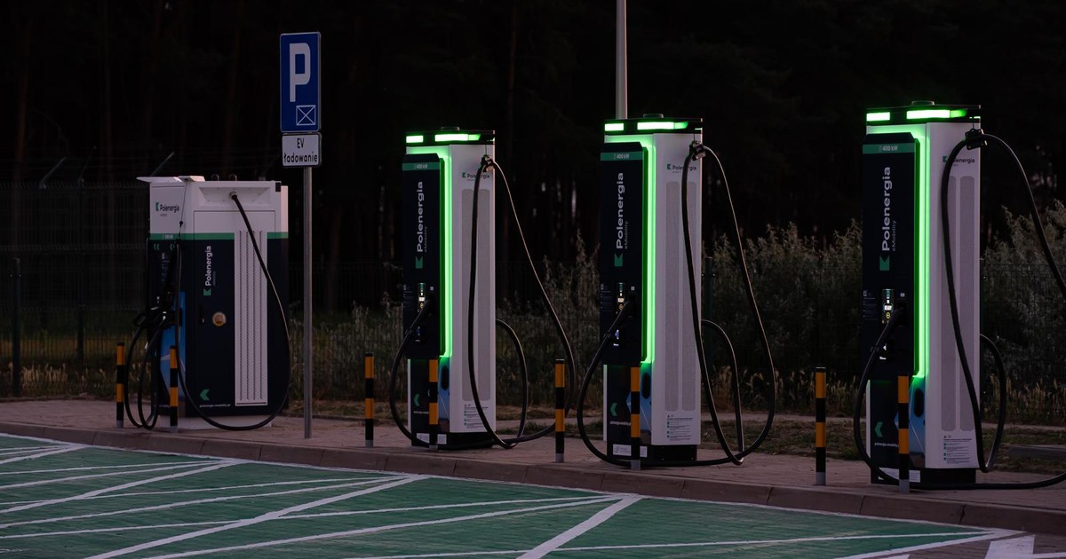 Nowe ładowarki na autostradzie A2