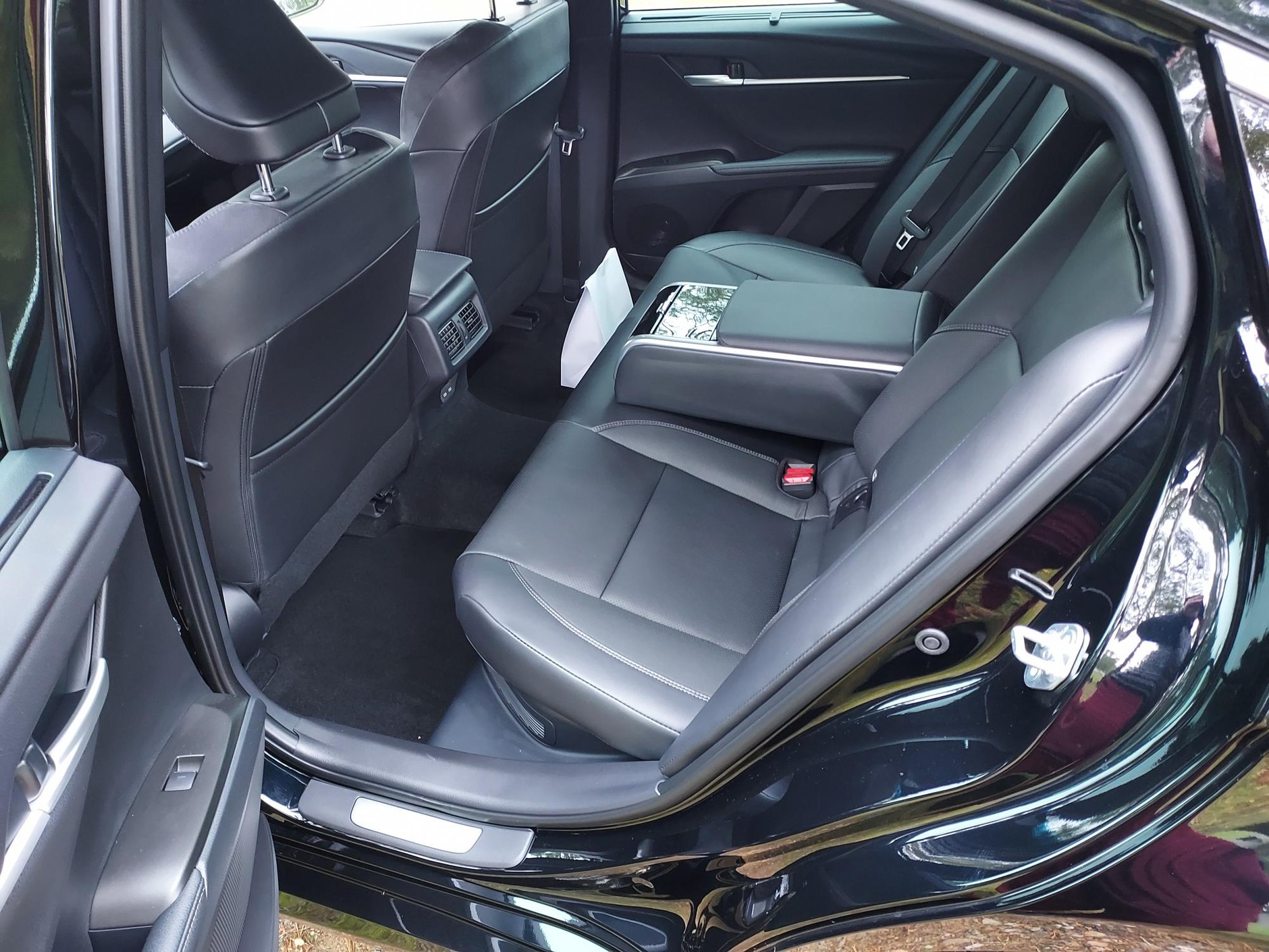 Toyota Camry 9. generacji