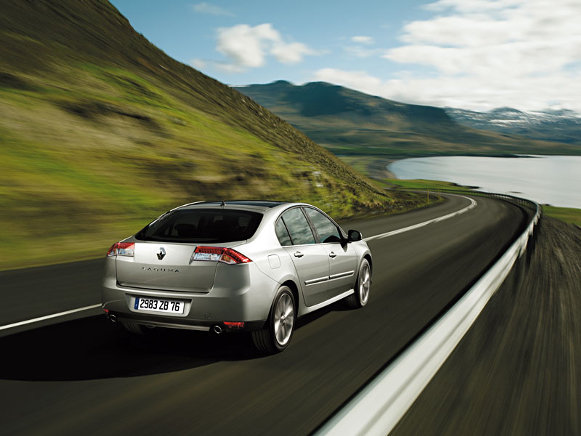 Nowy Renault Laguna: pierwsze wrażenia z jazd (cena już od 74 tys. złotych!)