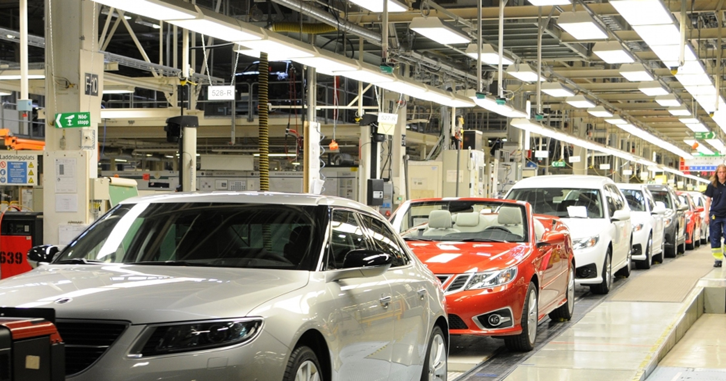 Saab wnowił produkcję