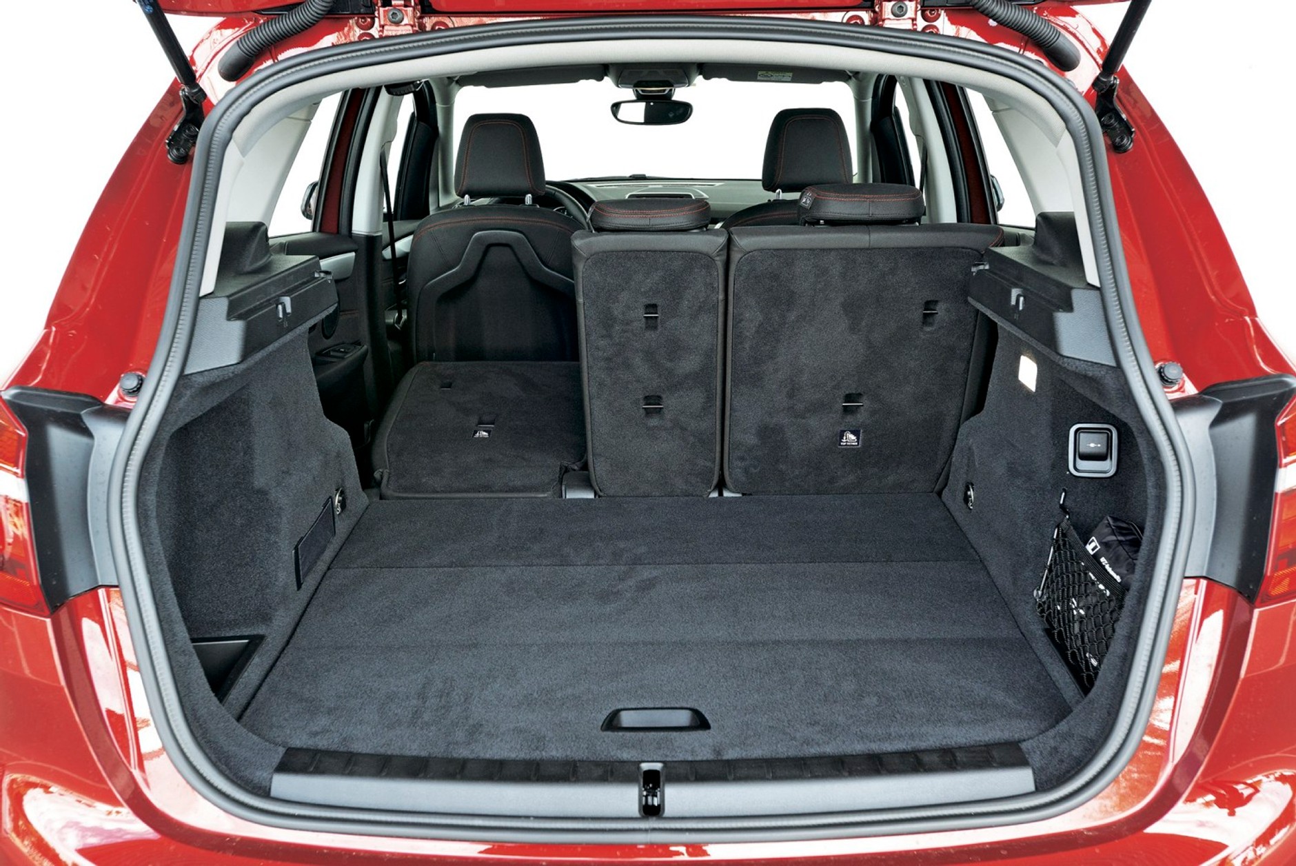 Porównanie: BMW 218d Active Tourer, Ford C-Max 2.0 TDCI, VW Golf Sportsvan 2.0 TDI