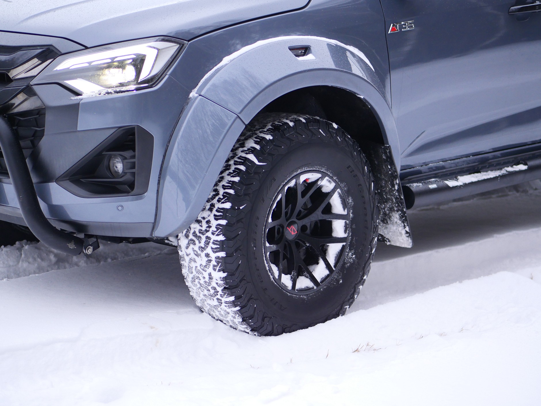 Isuzu D-Max z pakietem Arctic Trucks
