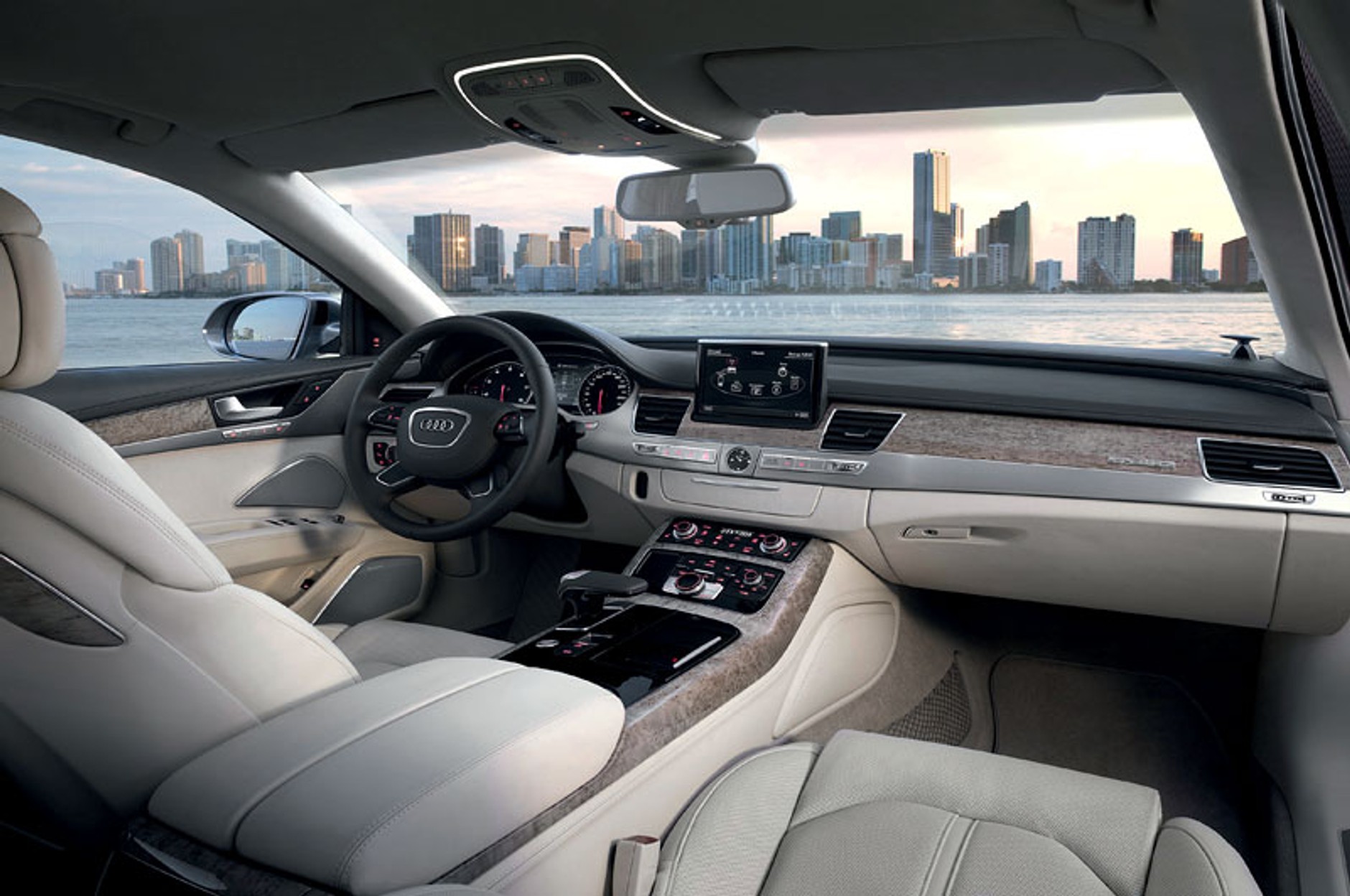 Audi A8 zna litery i znaki, o których istnieniu nie mam pojęcia