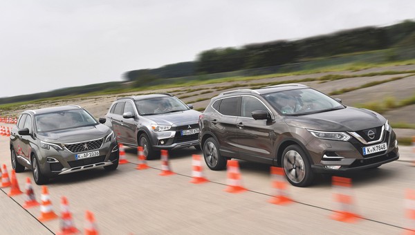 Nieduże silniki, wysokie ceny - Mitsubishi ASX, Nissan Qashqai, Peugeot 3008