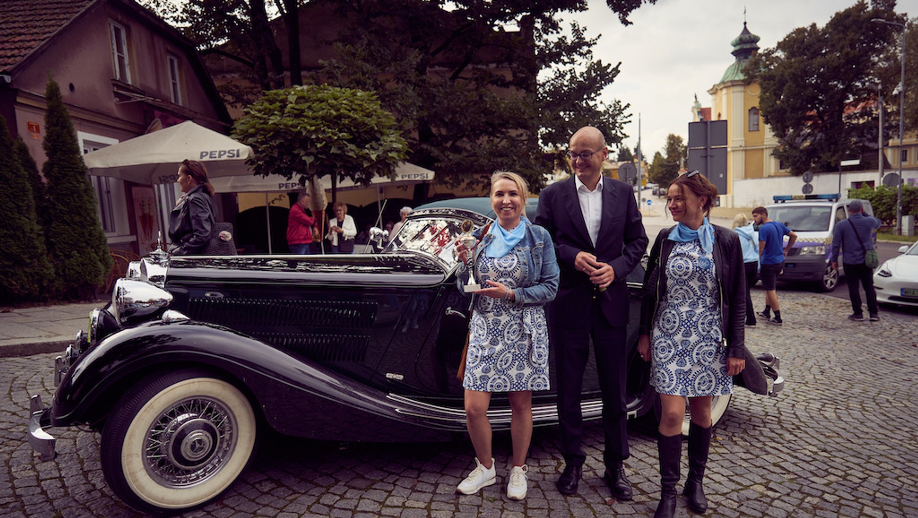 Rajd pań She's Mercedes 2024. Zwycięskie auto z 1938 r.