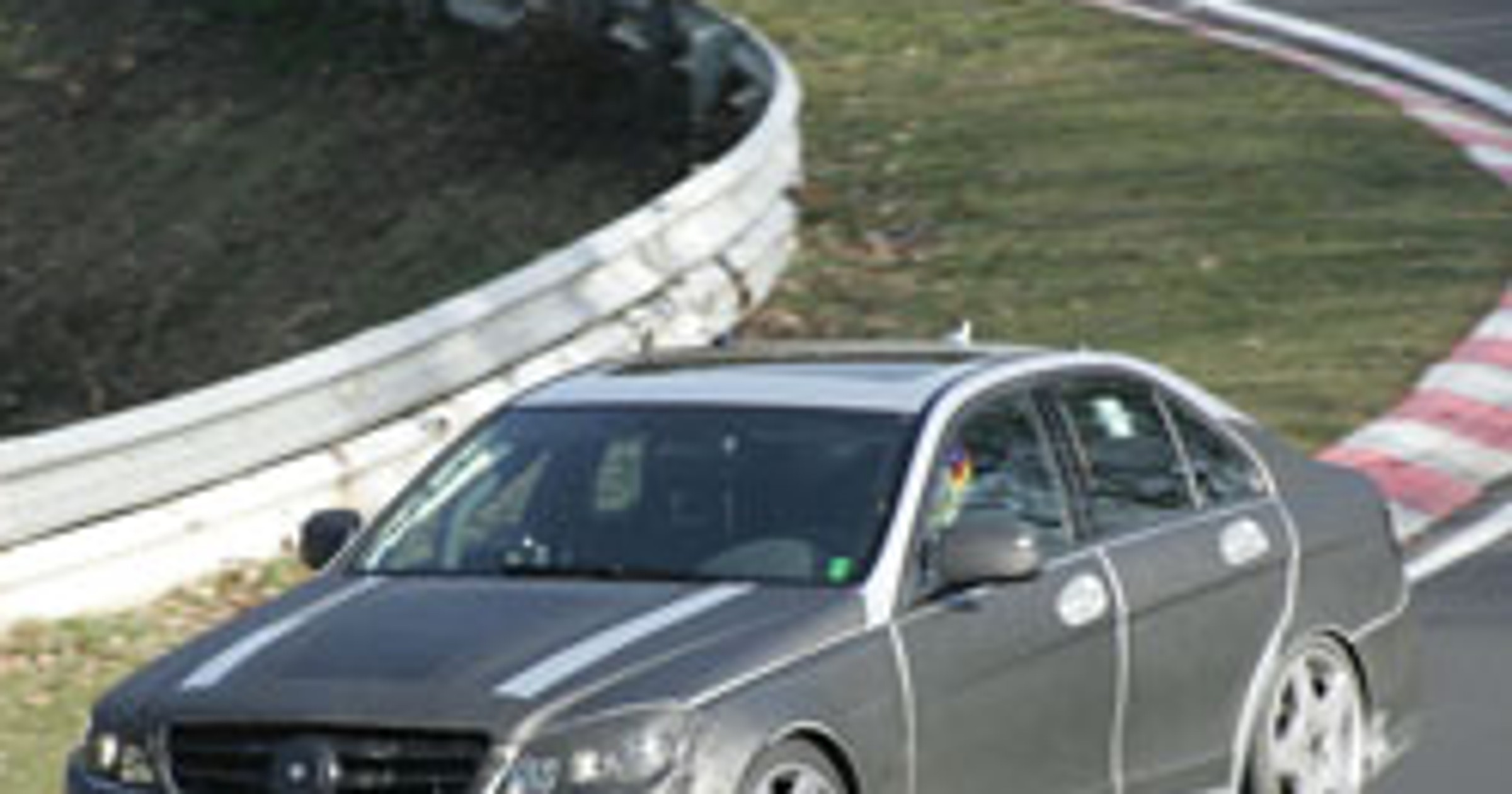 Zdjęcia szpiegowskie: Mercedes-Benz C 63 AMG i nowe kombi klasy C