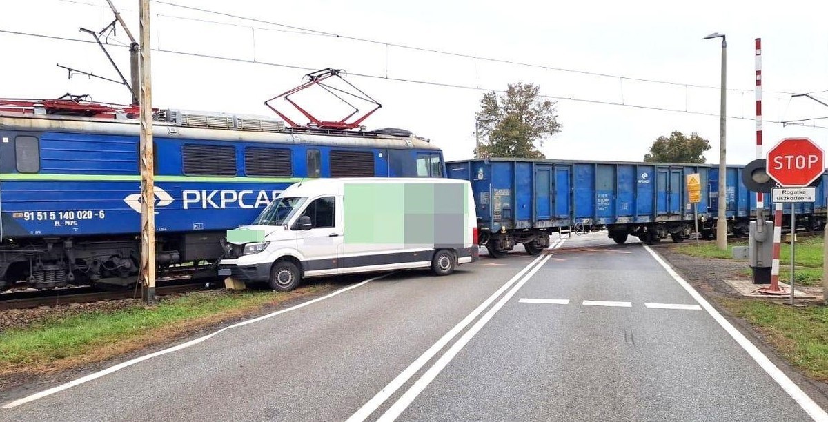 Zignorował znak "Stop". Zapłaci 3 tys. zł mandatu