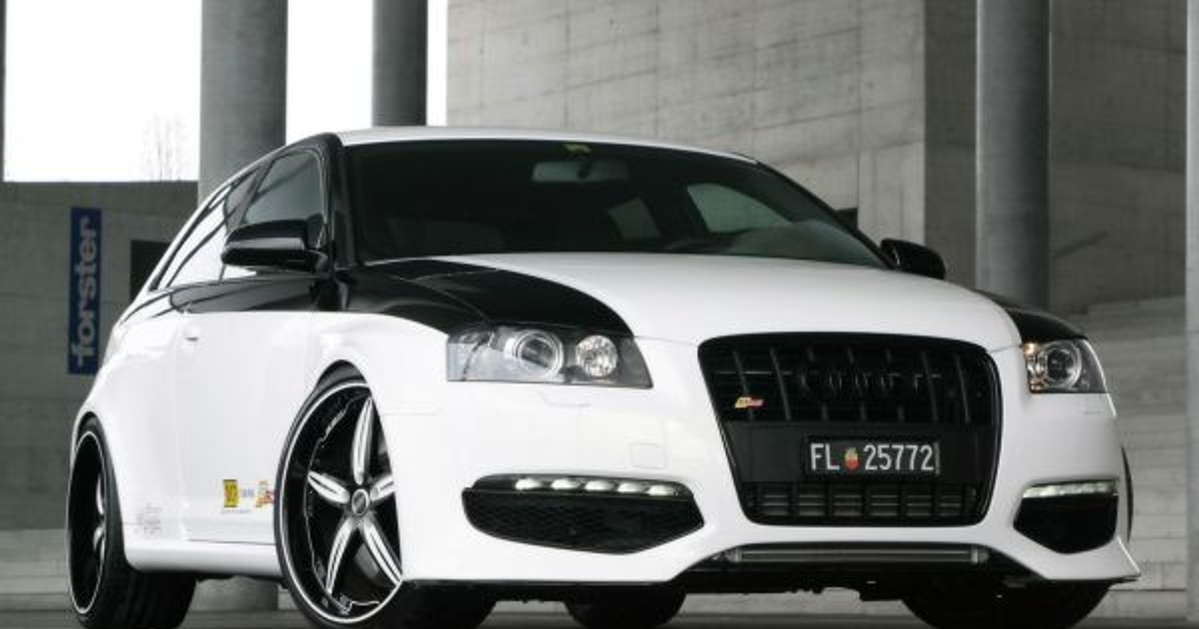 100 sztuk niezwykłego Audi
