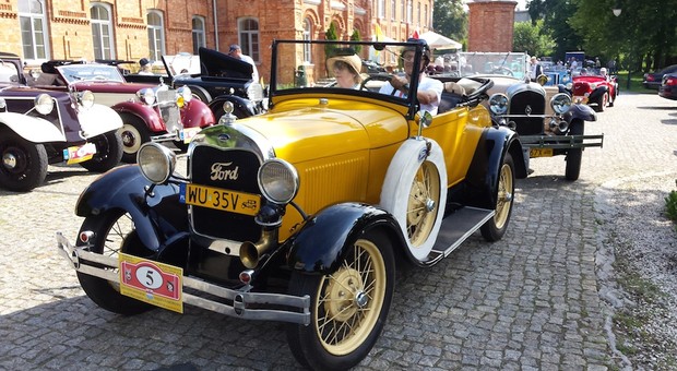 Pierwszy Kodeks drogowy w odrodzonej Polsce powstał w 1922 r. Tak wyglądały przepisy