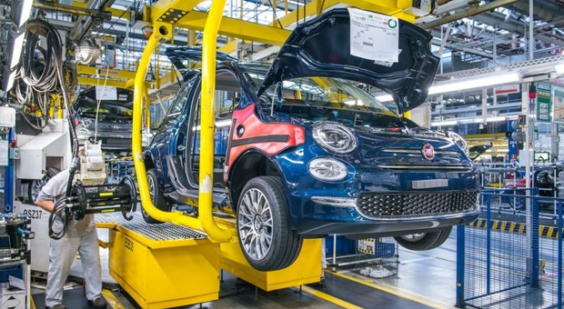 Fabryki w Polsce produkują coraz mniej samochodów