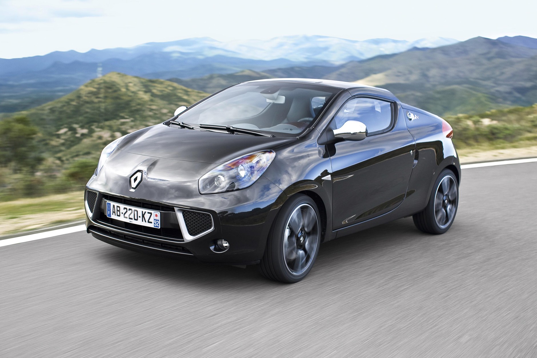 Genewa 2010: Renault - dwa kabriolety i ofensywa w dziedzinie zrównoważonej mobilności