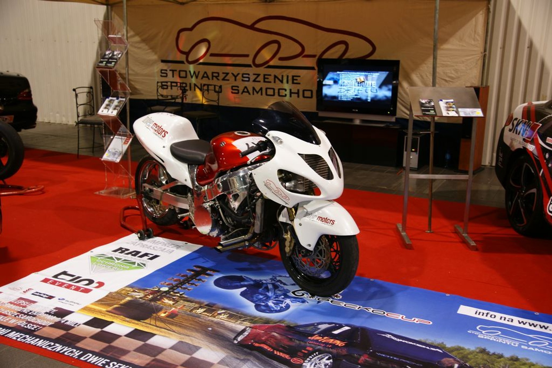 Auto Show Poland 2010 rynkowym barometrem (galeria)