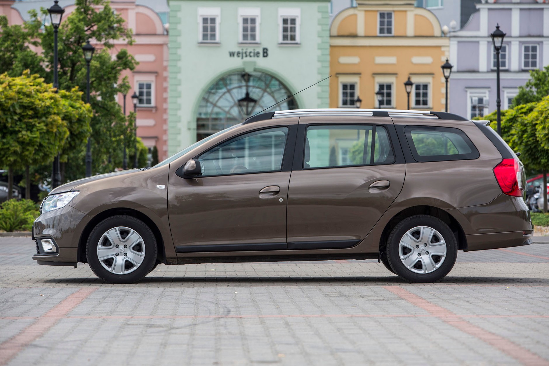 Dacia Logan MCV - duże kombi za 48 tys. zł