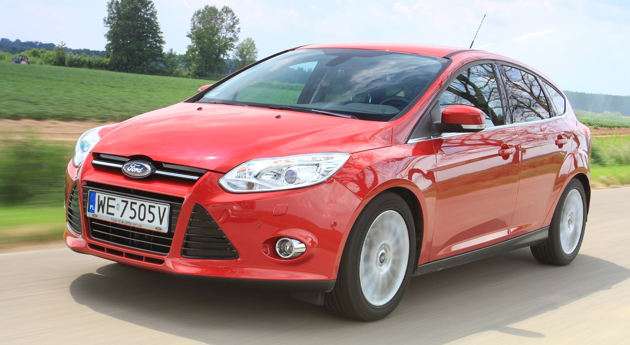 Popularne kompakty z oszczędnymi silnikami benzynowymi – na ciężkie czasy