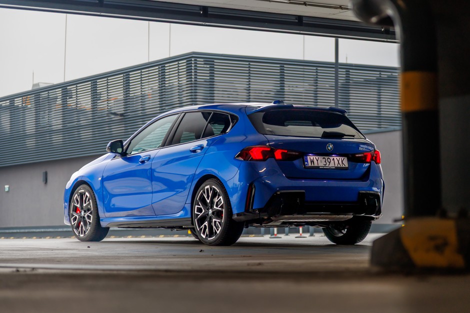 2025 BMW 120