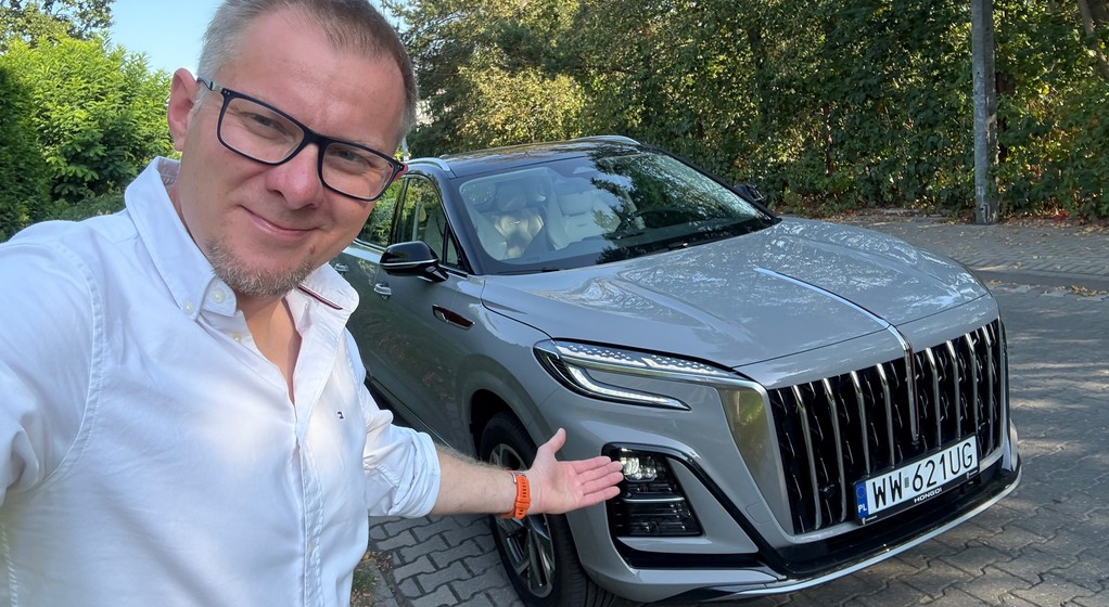 Zapraszam na przejażdżkę Hongqi HS3 – i wy poczujcie odrobinę luksusu za nieduże pieniądze