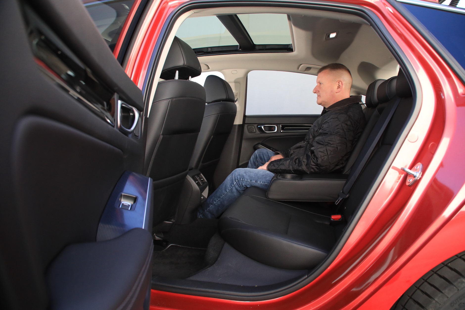 Honda Civic e: HEV 2022 11 generacja