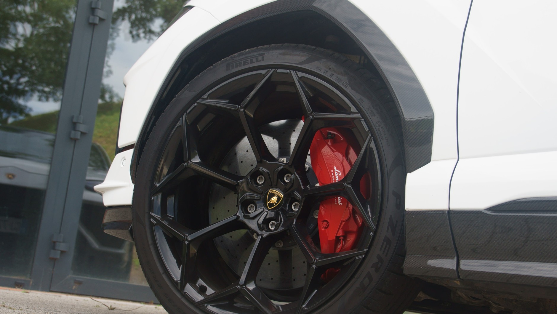 Urus ma największe produkowane tarcze hamulcowe