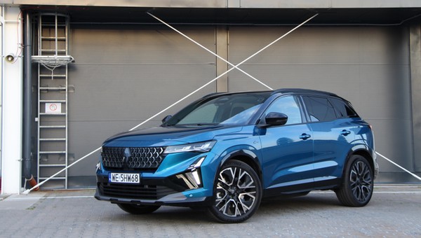 Testujemy nowe Renault Austral. Francuski SUV ma 200-konną hybrydę i cztery skrętne koła