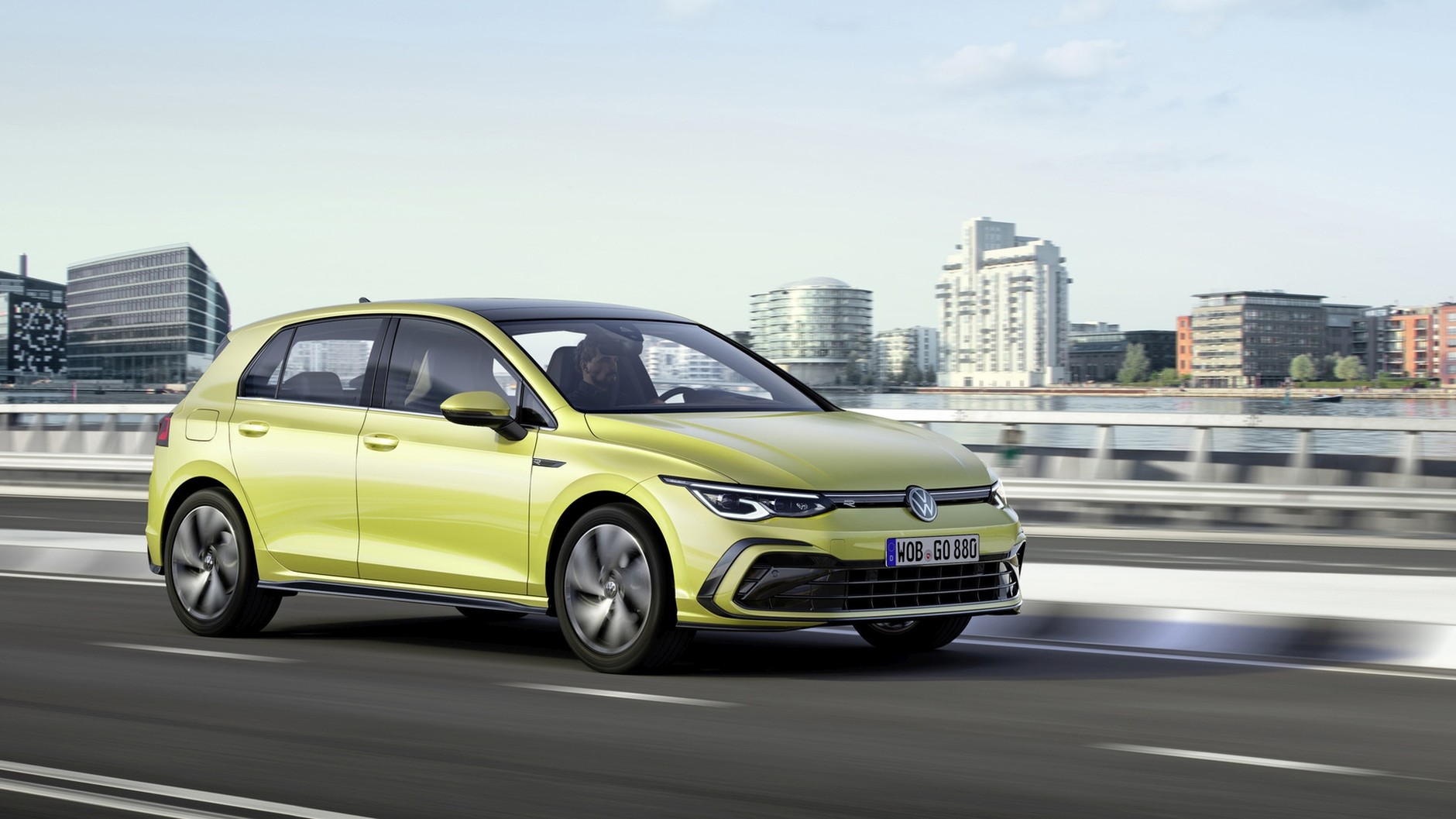 Volkswagen Golf R-Line