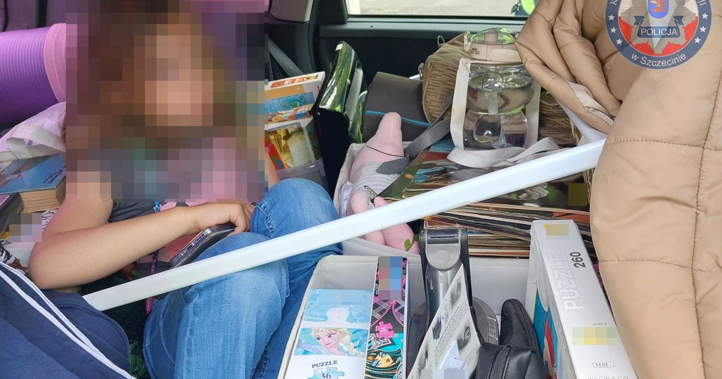 W takich warunkach kierująca przewoziła córkę