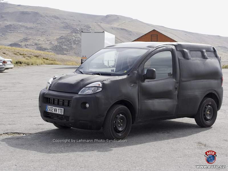 Zdjęcia szpiegowskie: nowy Citroen Berlingo już w 2007 roku