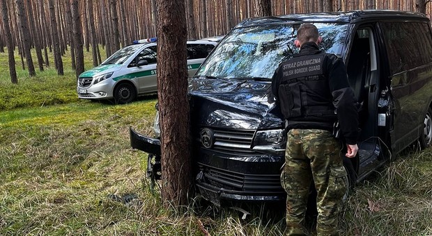 Próbował przekroczyć przejście graniczne z Niemcami. Stracił auto warte 250 tys. zł