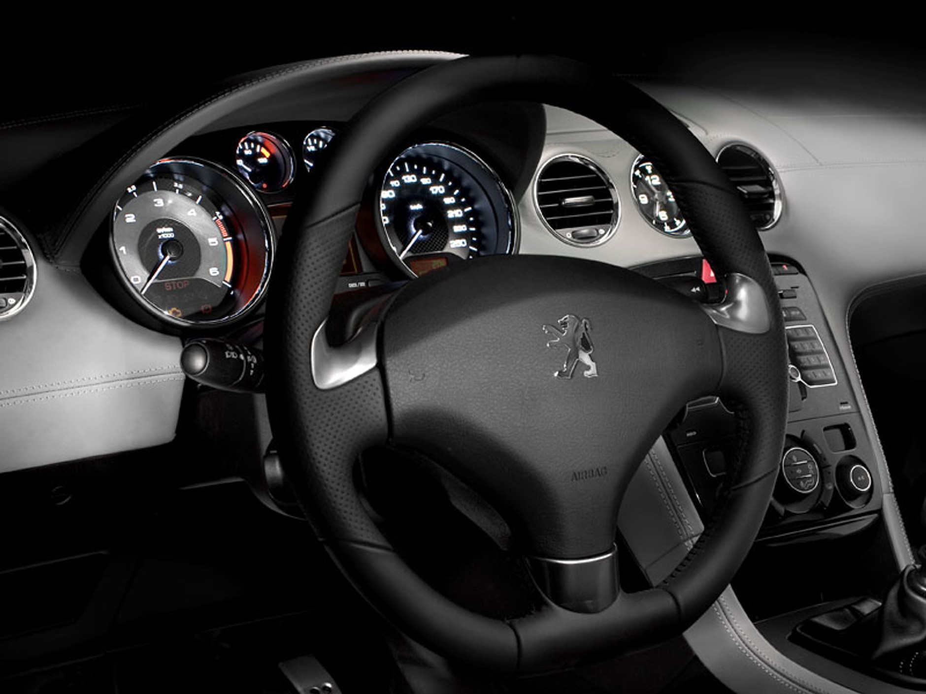 IAA Frankfurt 2009: Peugeot RCZ - odsłonięcie seryjnego coupé