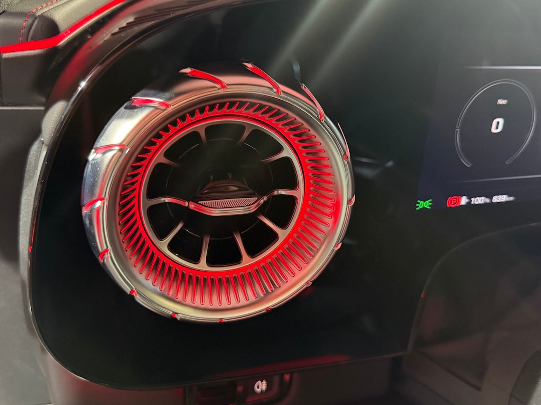 Nowy elektryczny Mercedes AMG GT 4-Door Coupe