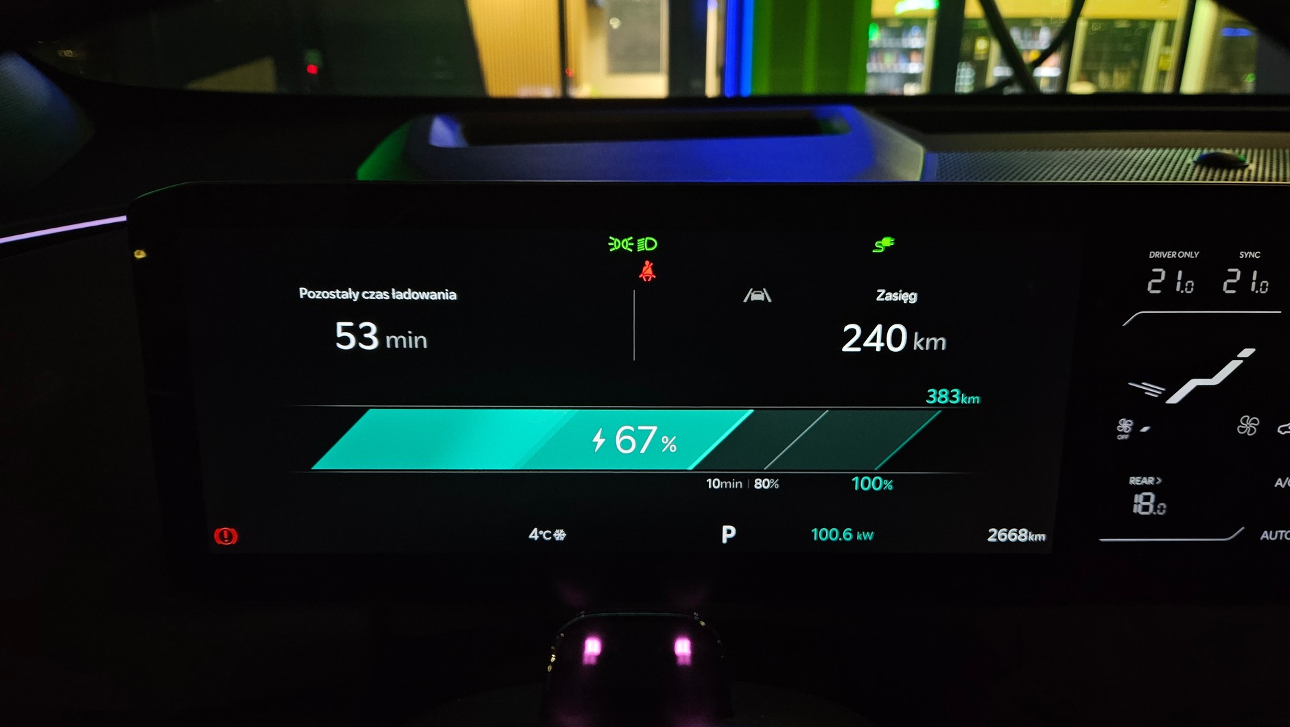 KIA EV5: w warunkach zimowych trudno osiągnąć maksymalną moc ładowania, nawet na mocnej ładowarce.