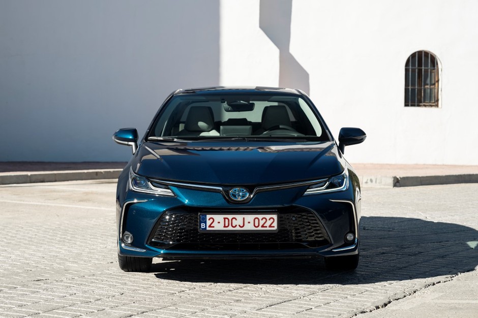 Toyota Corolla Sedan