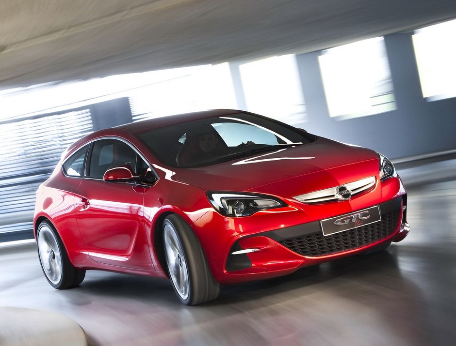 Opel Astra GTC już w pełnej okazałości