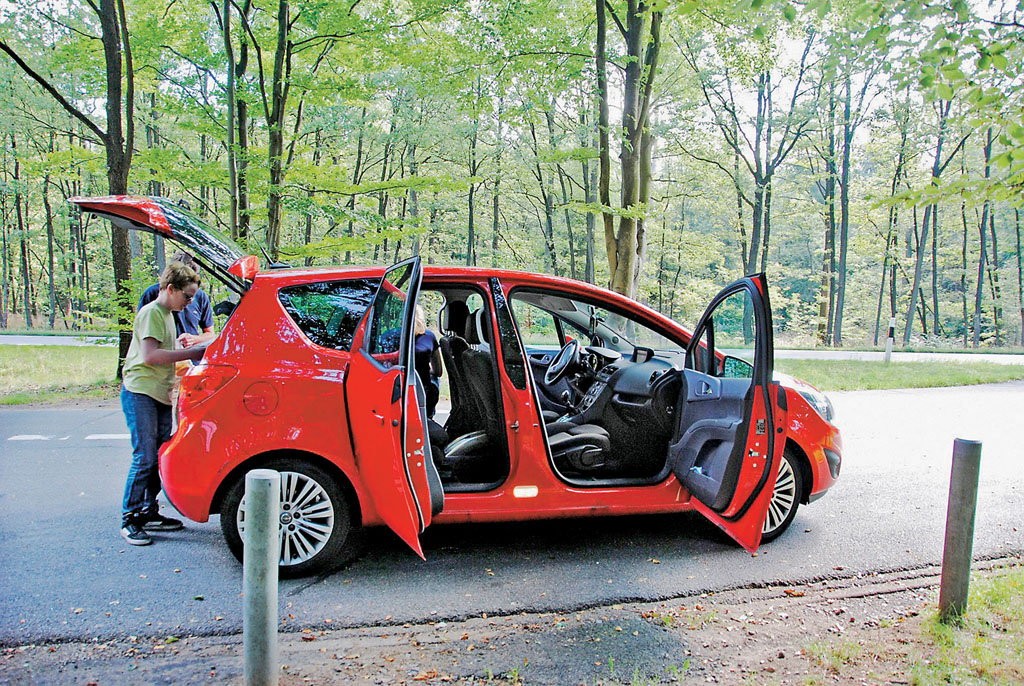 Test długodystansowy Opla Meriva 1.7 CDTI - Wyrazisty mały van