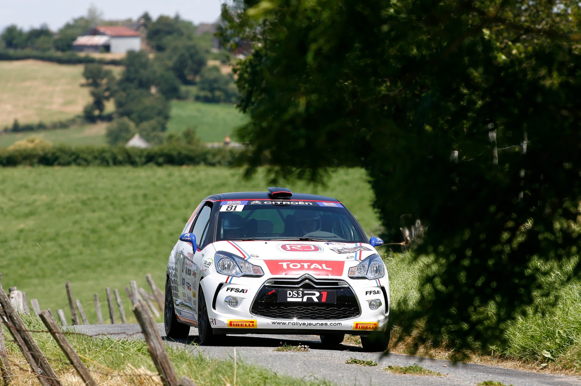Odkrywamy tajemnice Citroëna DS3 R1