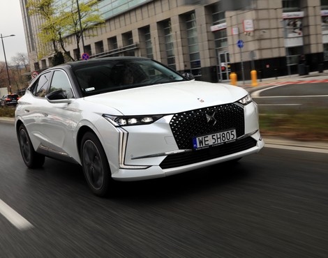 DS 4 E-Tense 225