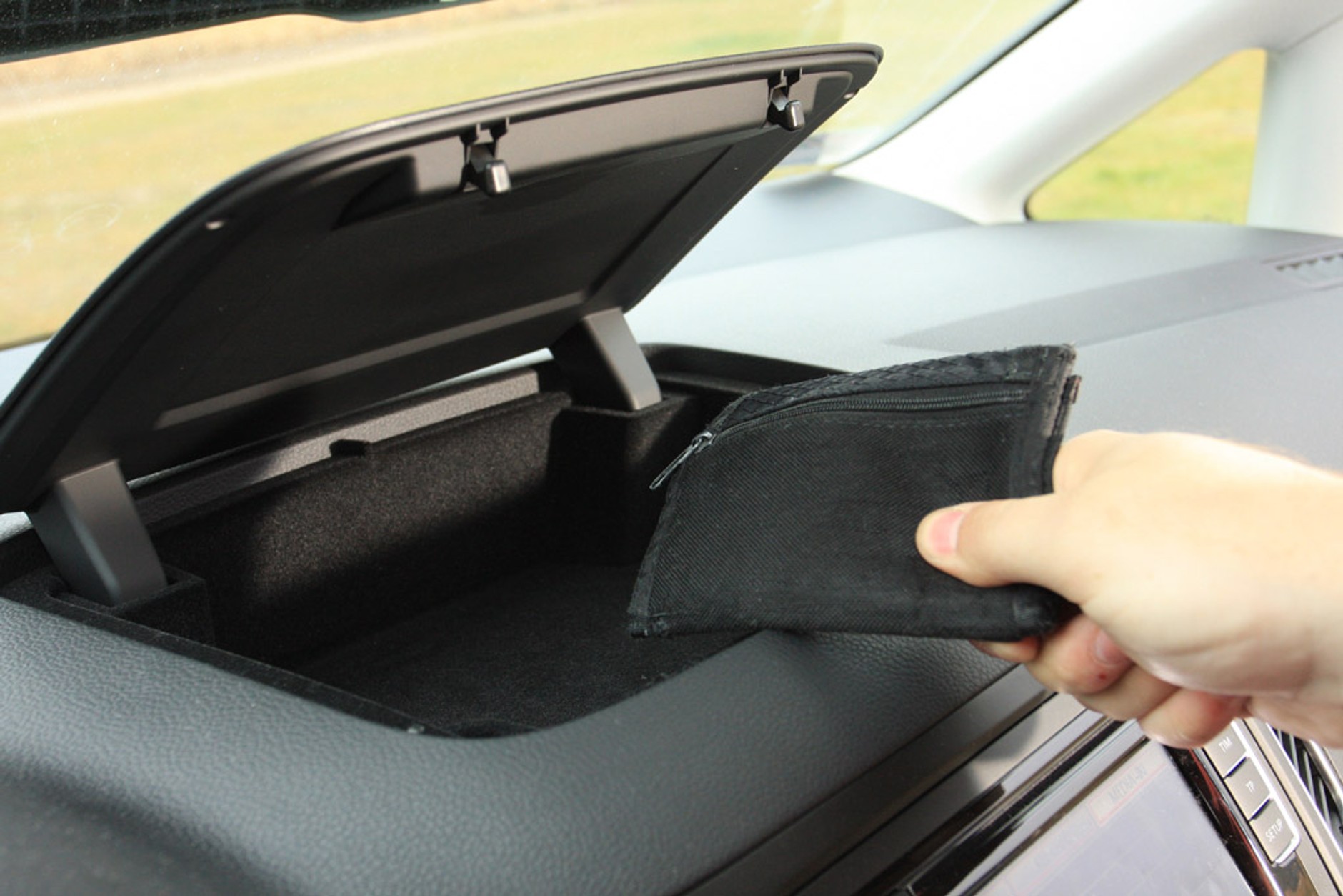 Sharan 2.0 TDI DSG Highline: VW przestał być sknerą