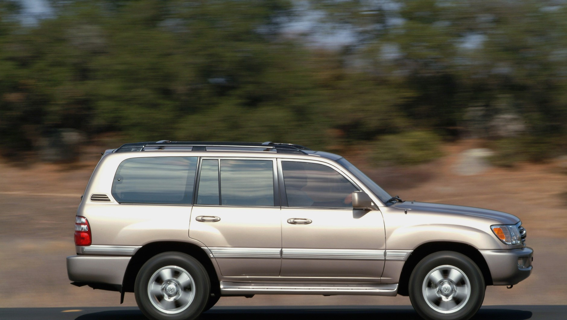 Toyota Land Cruiser J100