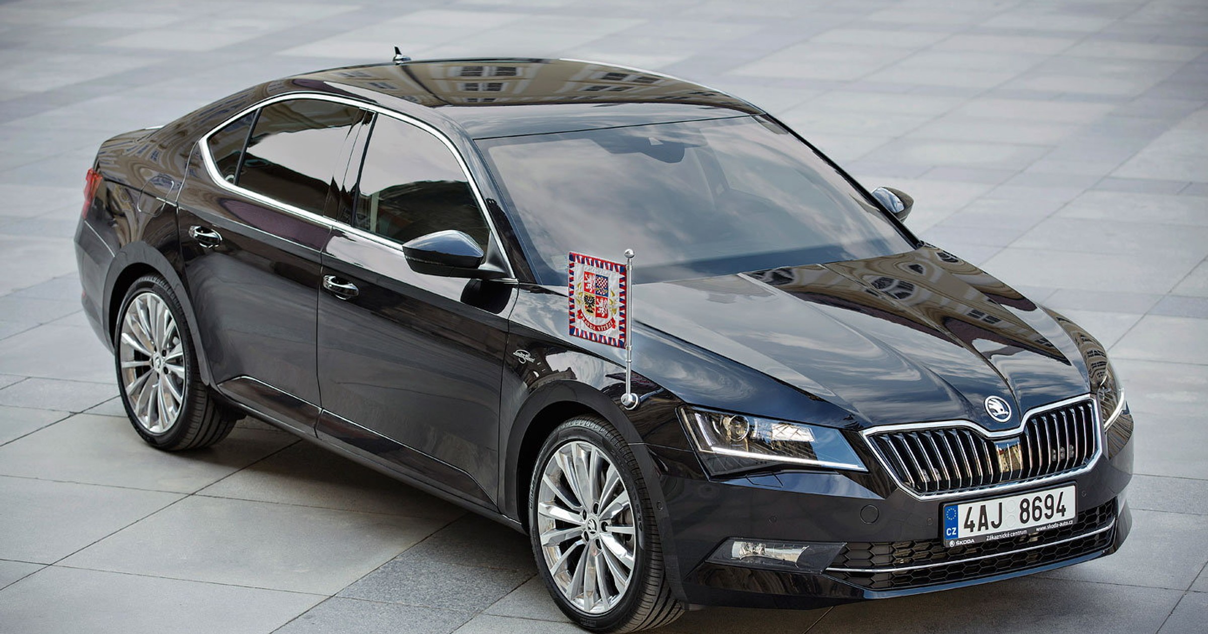 Nowa Skoda Superb dla prezydenta