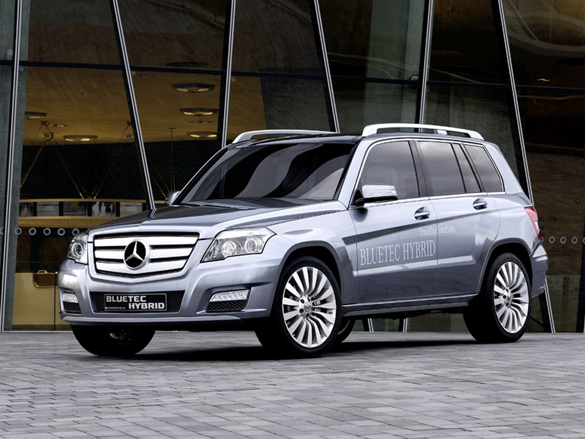 Genewa 2008: Mercedes-Benz GLK – pierwsze wrażenia