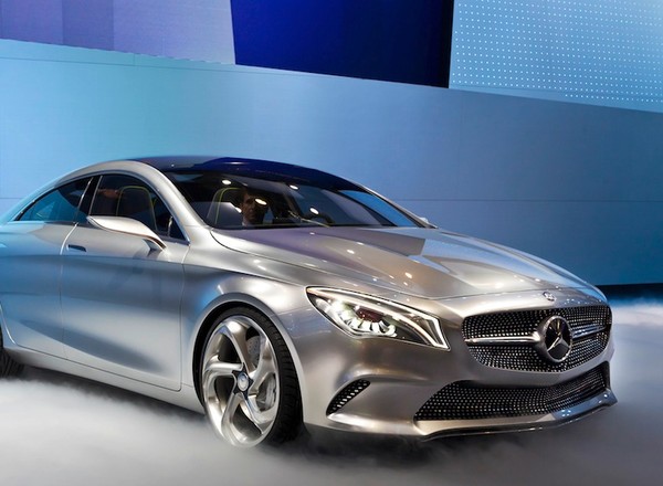 Mercedes CLA: czterodrzwiowe coupe