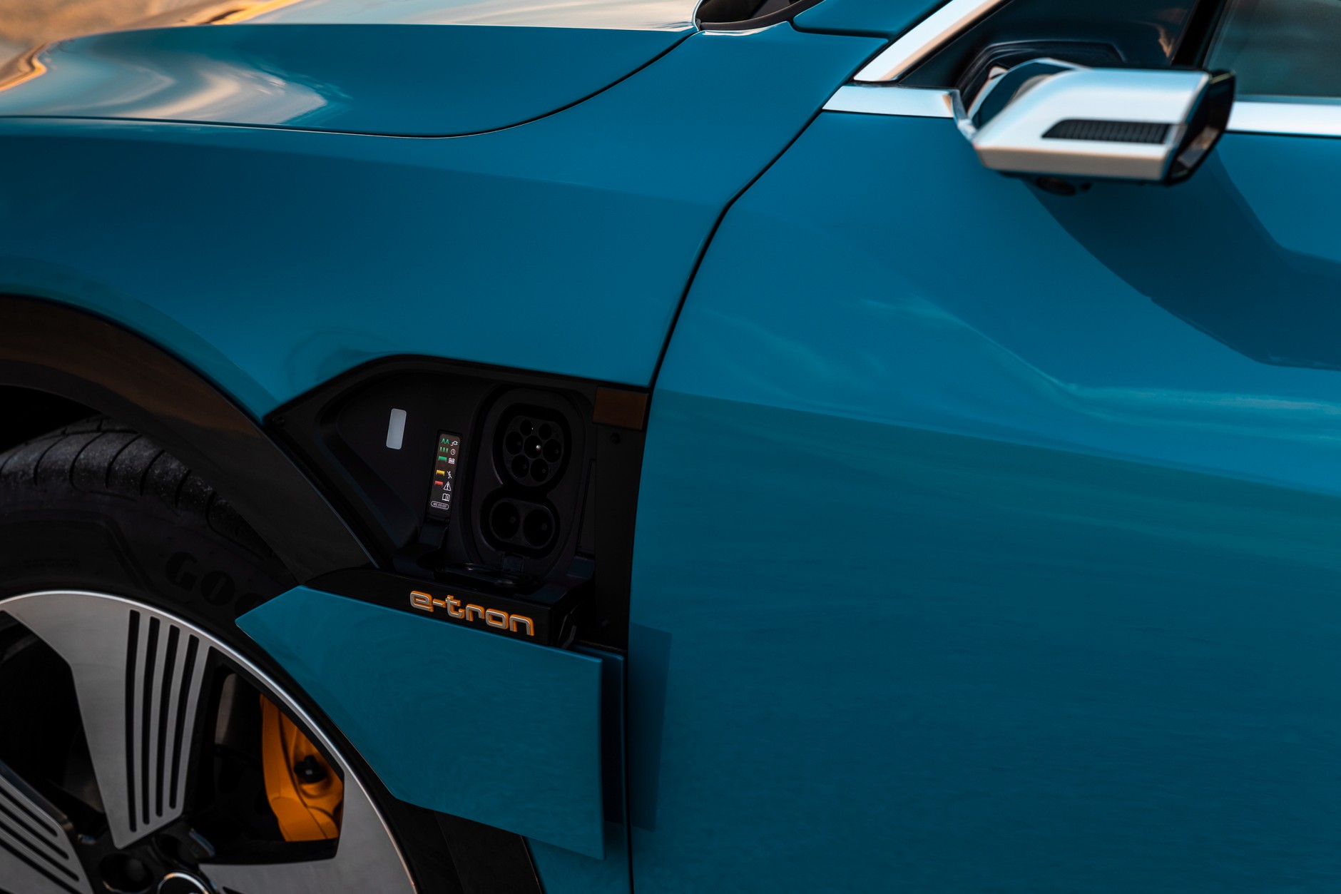 Audi e-tron