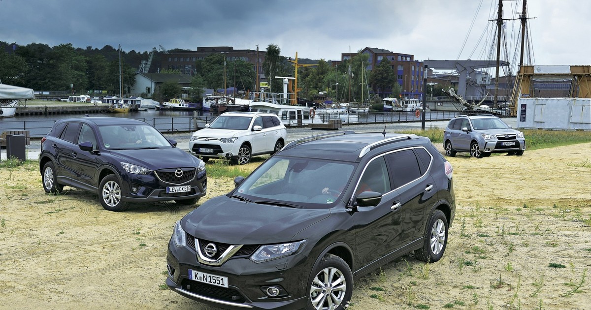 Nissan X-Trail, Mazda CX-5, Mitsubishi Outlander, Subaru Forester