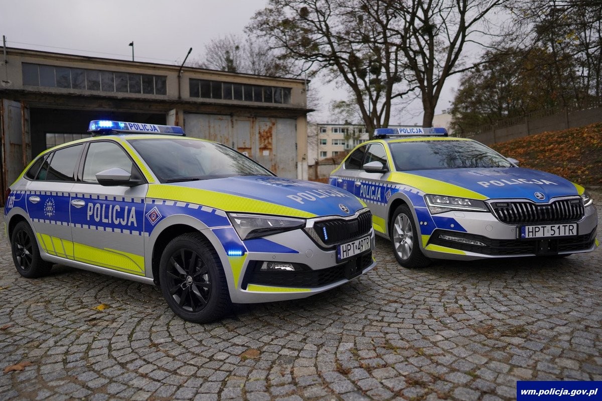 Skody z nowym malowaniem trafiły do policji.